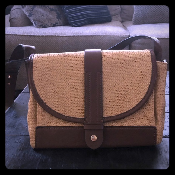 Zara basic collection sling bag - Picture 1 of 5